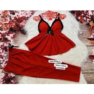 New Pajamas Set with Top and Pants​